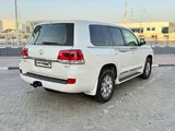 land cruiser GXR V6